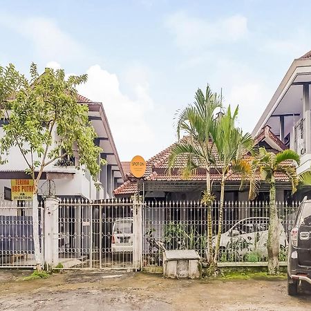 Spot On 90797 Sukun Syariah Homestay Malang Zewnętrze zdjęcie