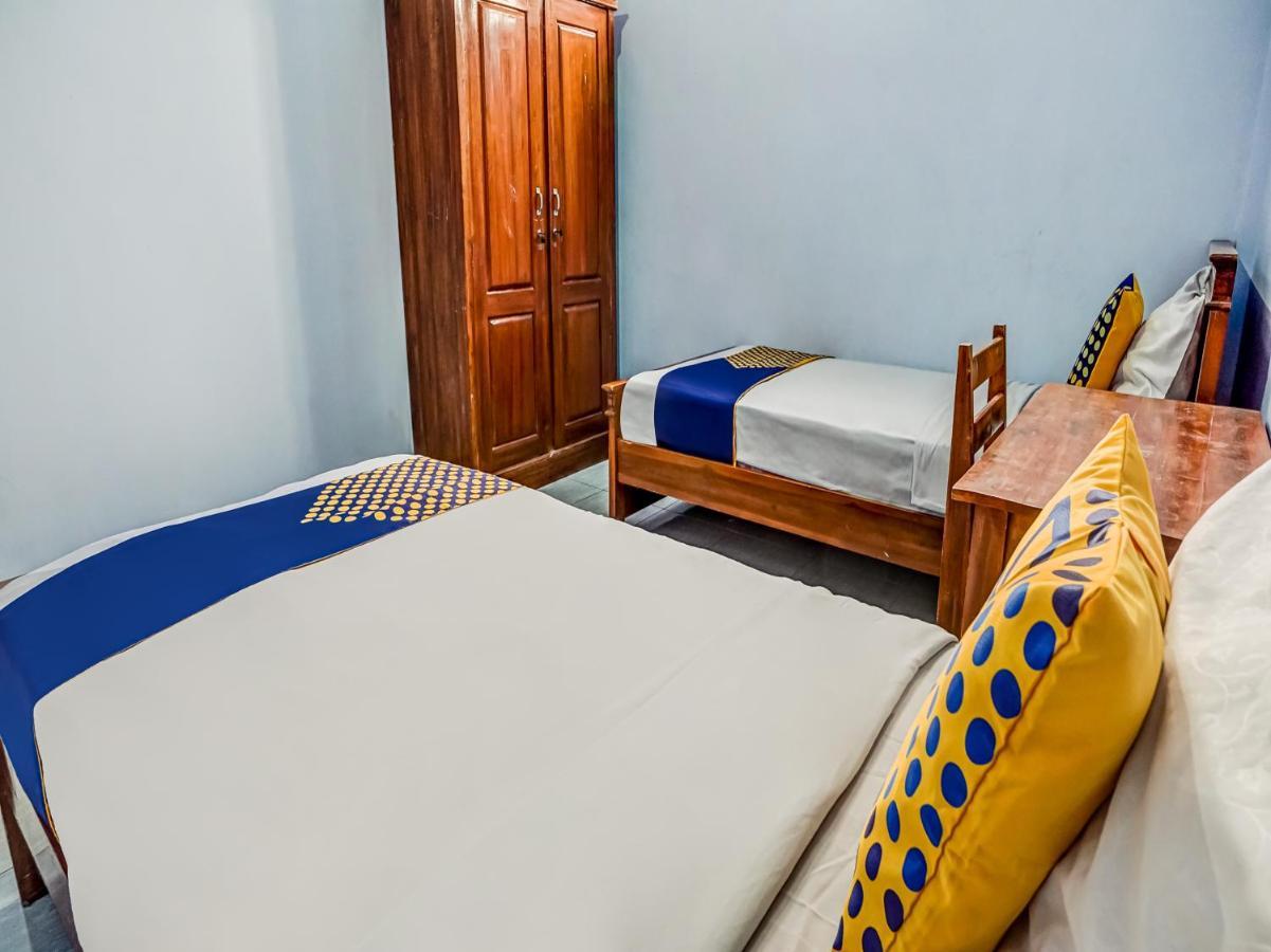 Spot On 90797 Sukun Syariah Homestay Malang Zewnętrze zdjęcie