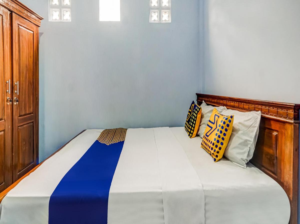 Spot On 90797 Sukun Syariah Homestay Malang Zewnętrze zdjęcie