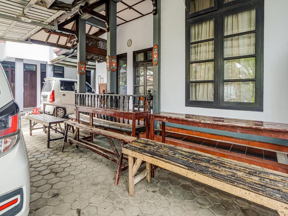 Spot On 90797 Sukun Syariah Homestay Malang Zewnętrze zdjęcie